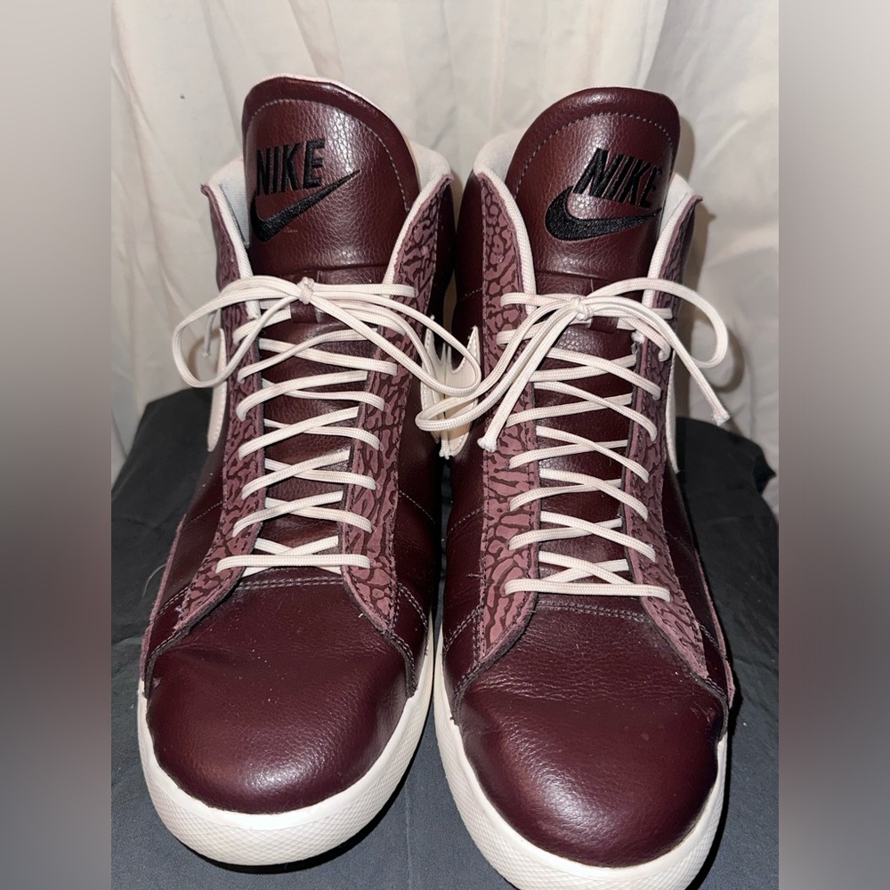 Nike Lunarlon Basketball Hightop